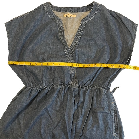 XIRENA DANI DRESS IN BLUE V NECK RUFFLED DENIM SIDE POCKETS M - Picture 11 of 15